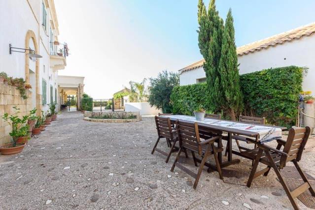 Podere Fossarunza Di Carlo Manzo Marsala Exterior foto