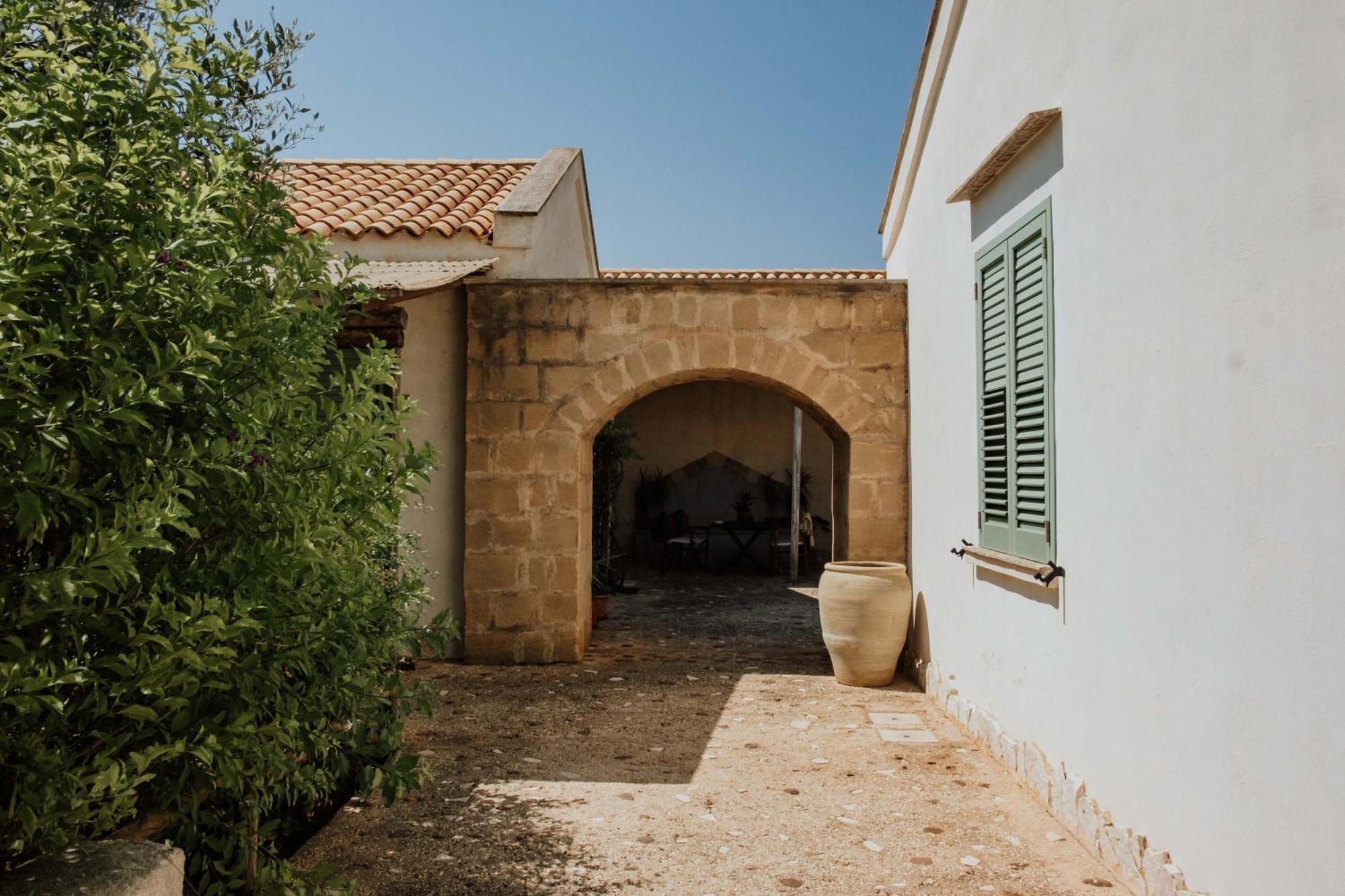 Podere Fossarunza Di Carlo Manzo Marsala Exterior foto